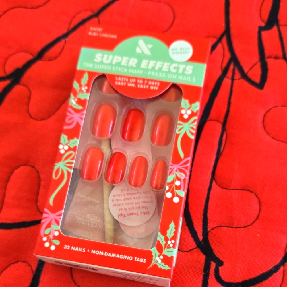 Super Effects Red Press-On Nails